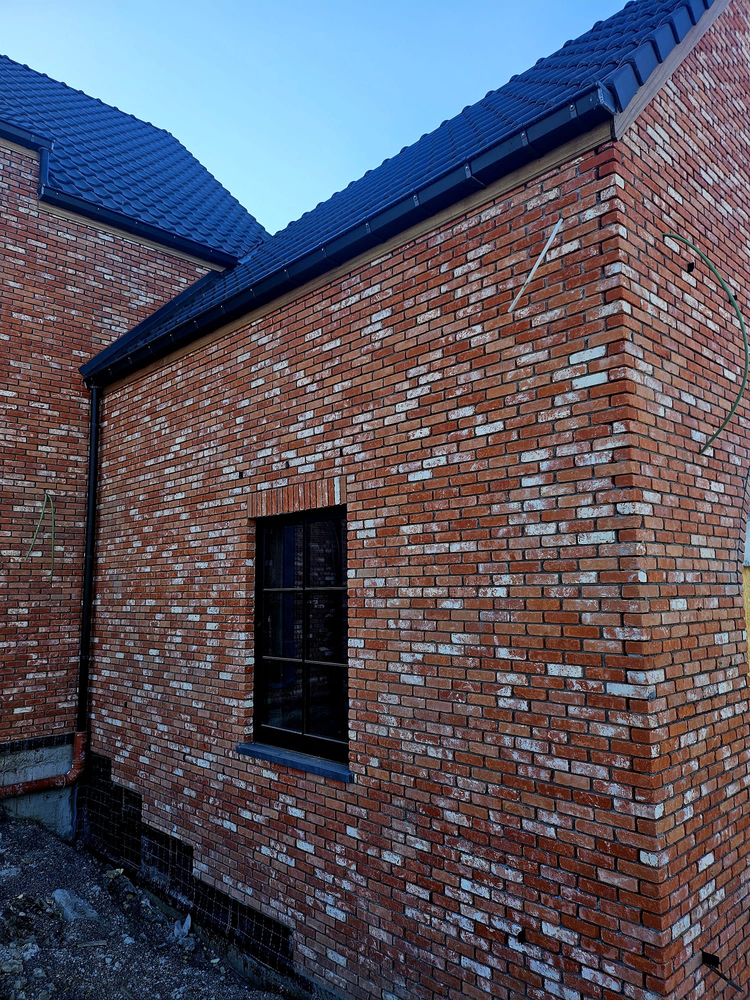 Une maison en briques